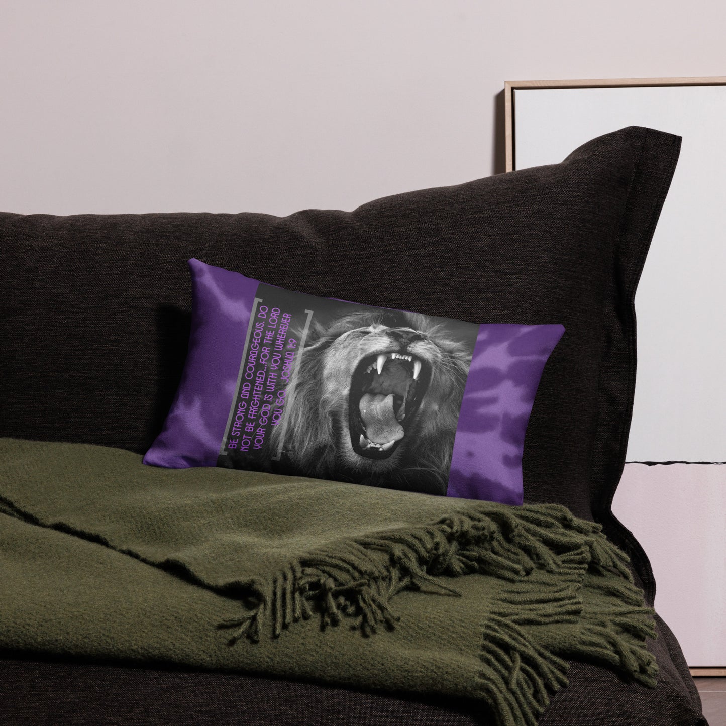 BE STRONG/Joshua 1:9 Premium Pillow