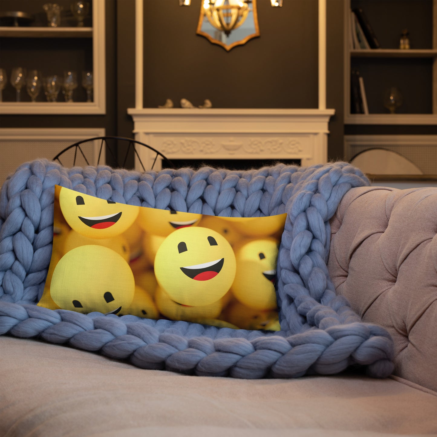 SMILEY Premium Pillow