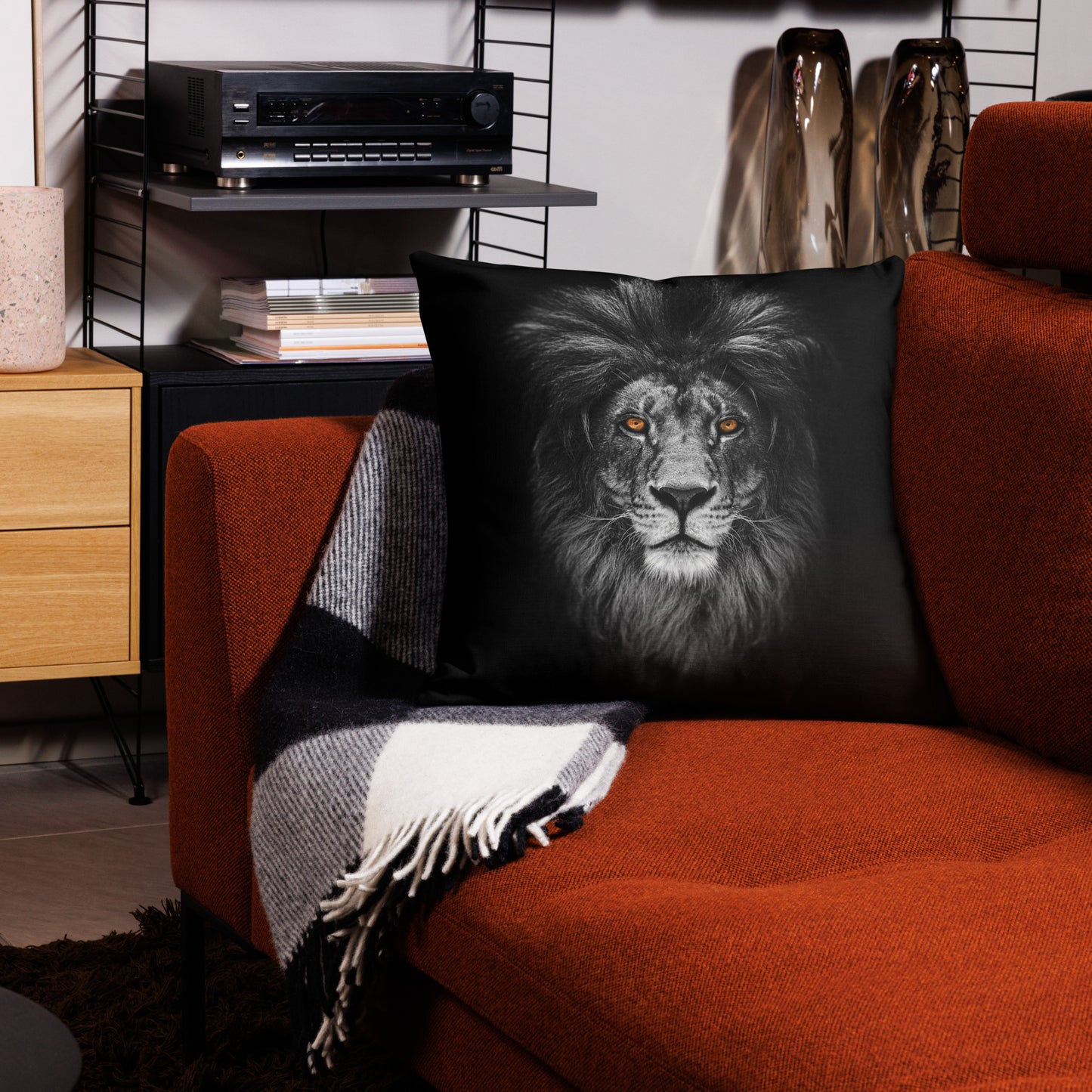 LION Premium Pillow