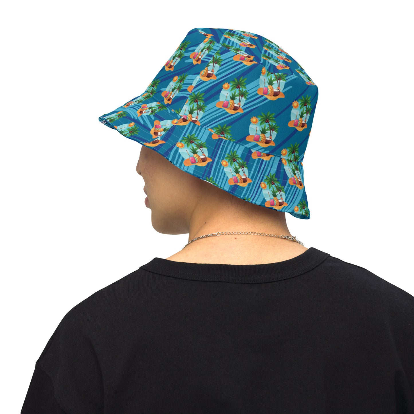 Reversible bucket hat