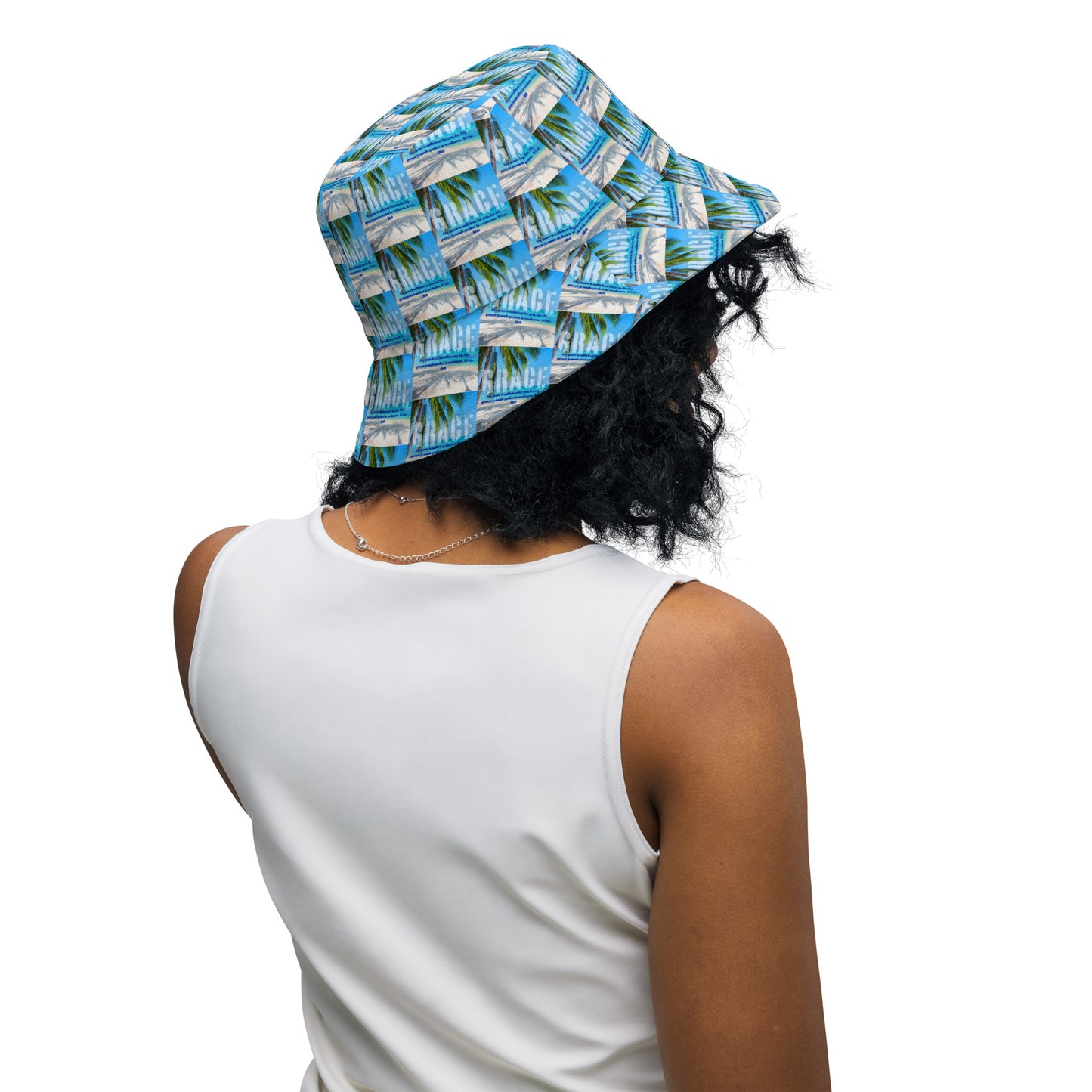 Reversible bucket hat