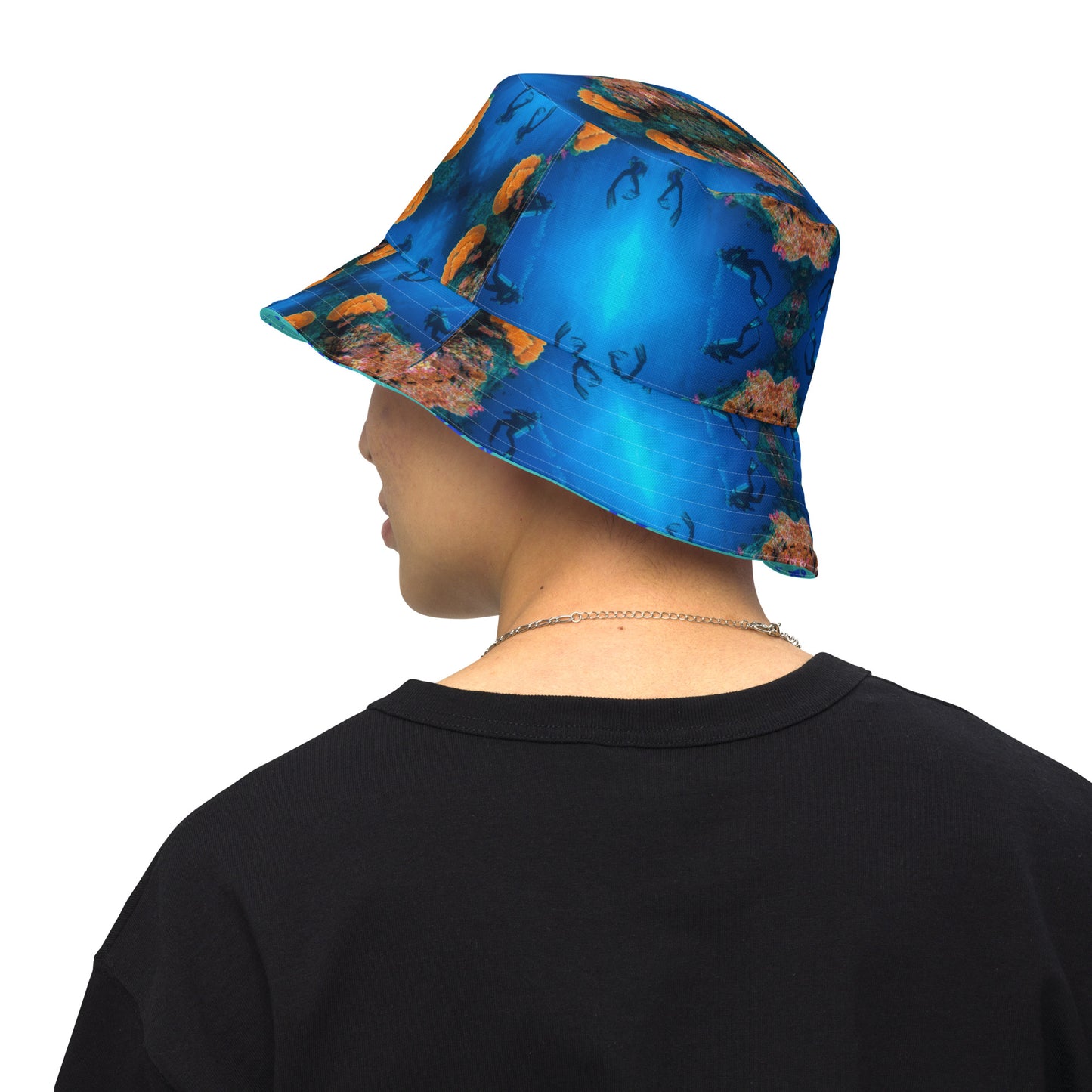 SCUBA DIVING/WHERE THE PEOPLE AREN'T Reversible bucket hat