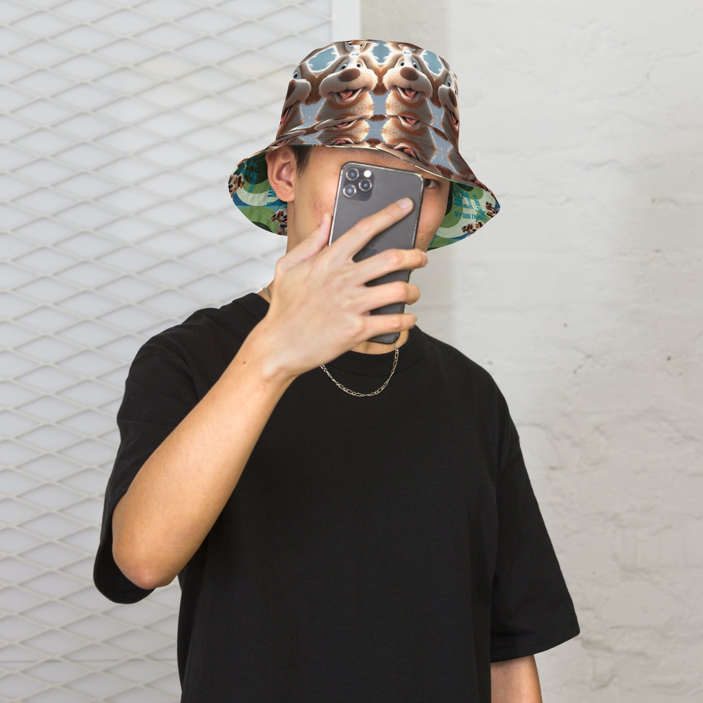 Reversible bucket hat