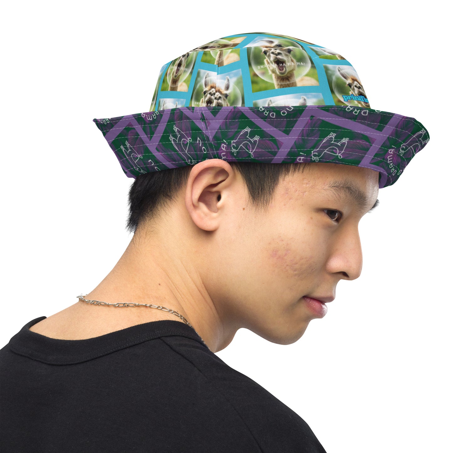 Reversible bucket hat