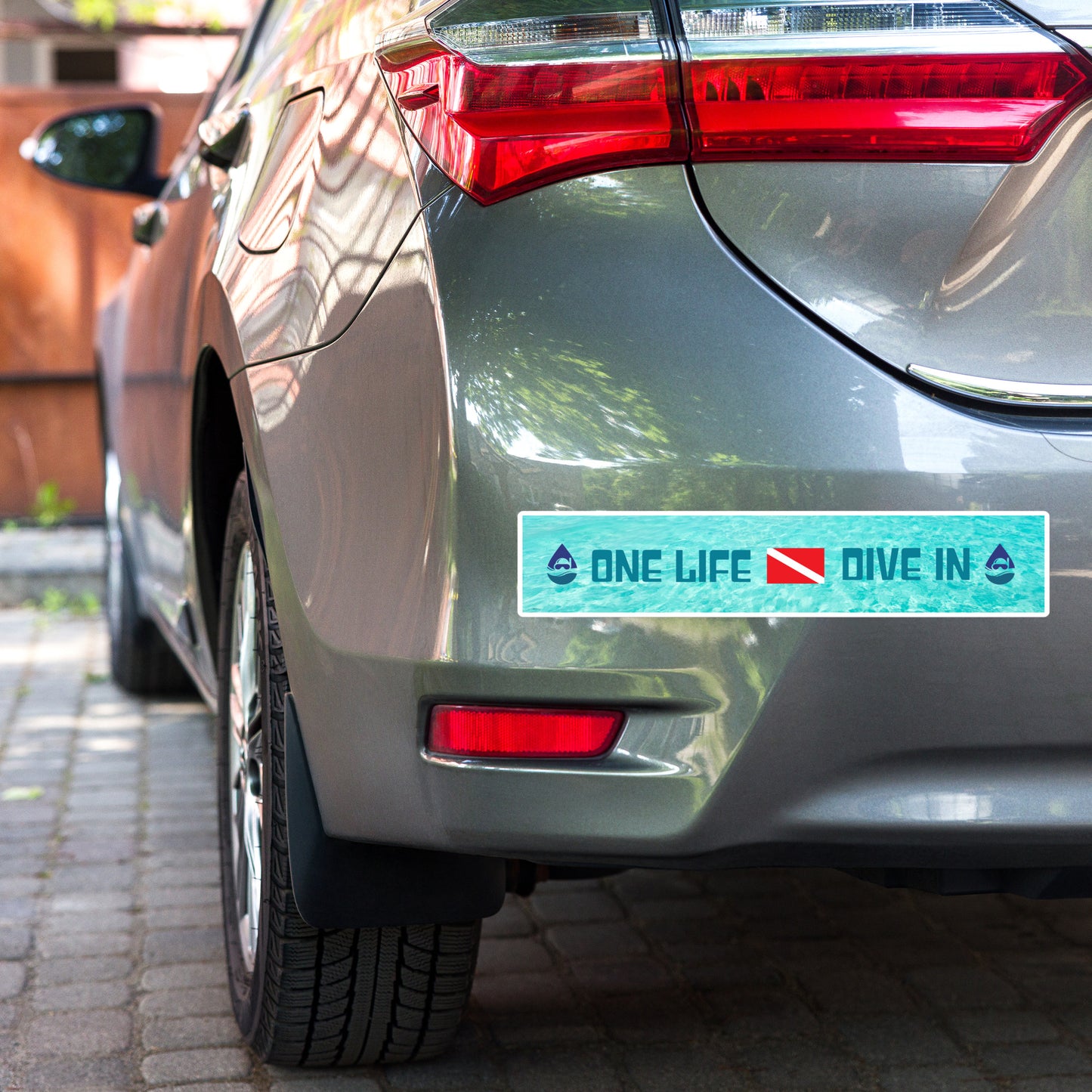 DIVE IN 3 Bumper Bubble-free stickers