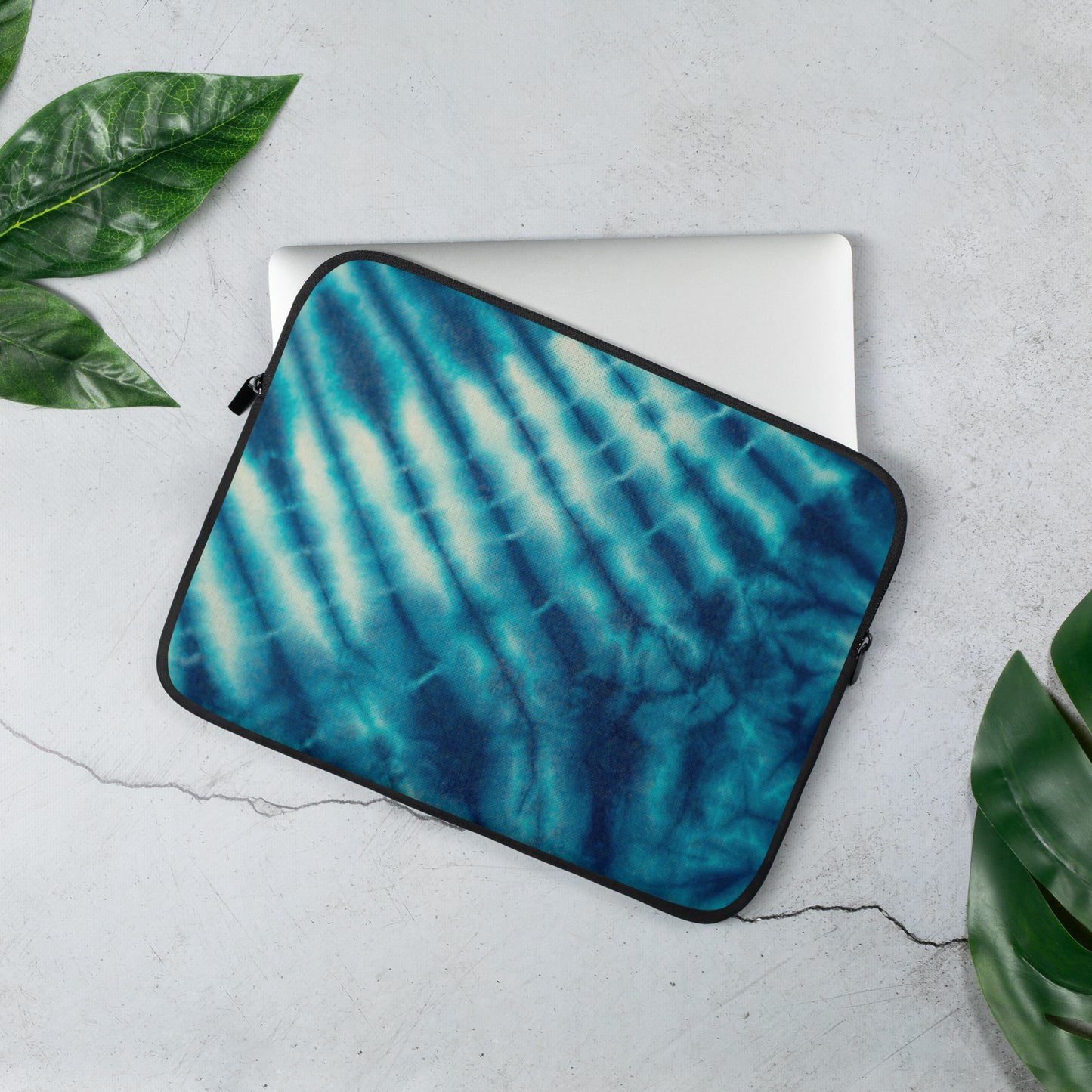 OCEAN BLUES TIE DYE Laptop Sleeve