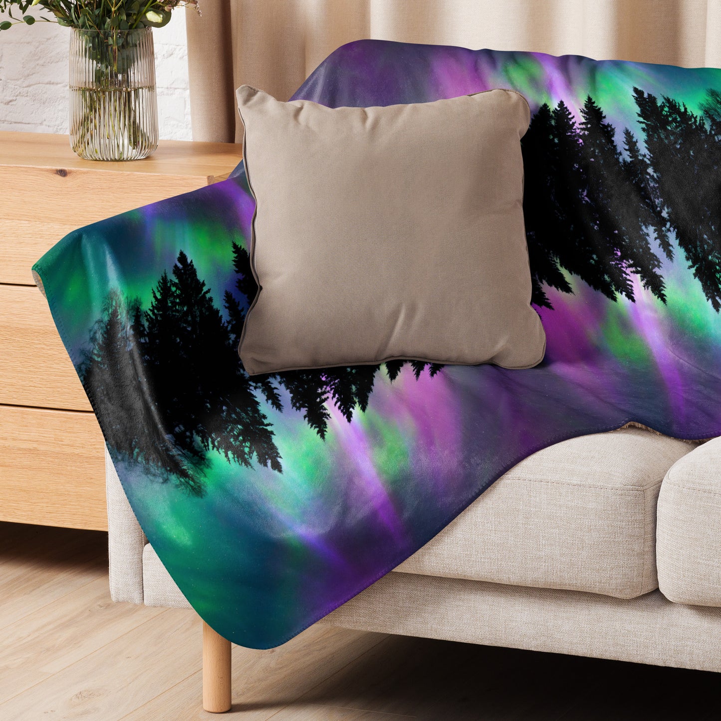 NORTHERN LIGHTS/MOUNTAINS MIRRORED Sherpa blanket