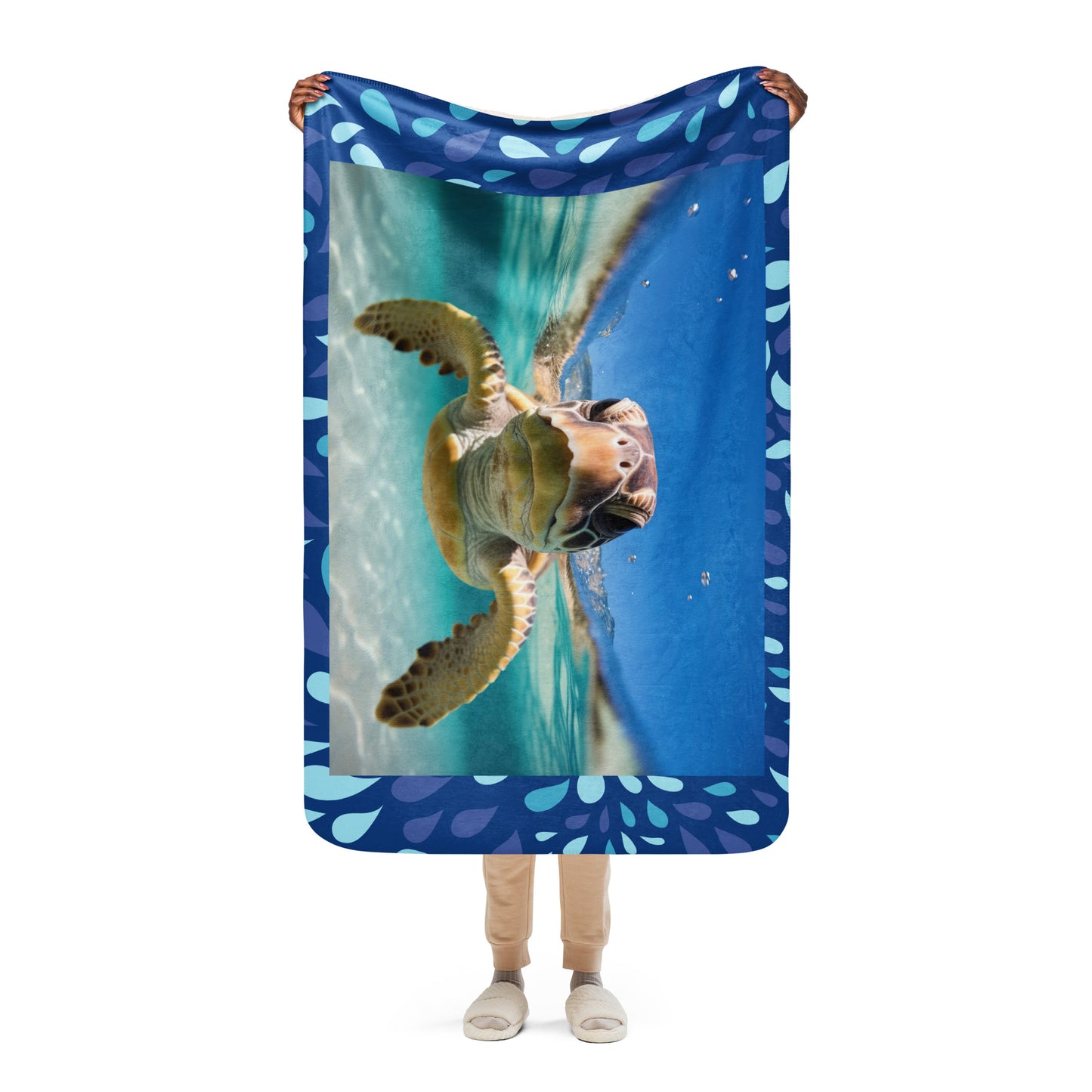 SEA TURTLE IN OCEAN Sherpa blanket