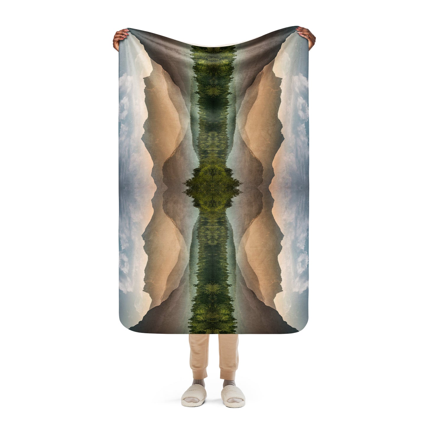 MIRRORED MOUNTAINS Sherpa blanket