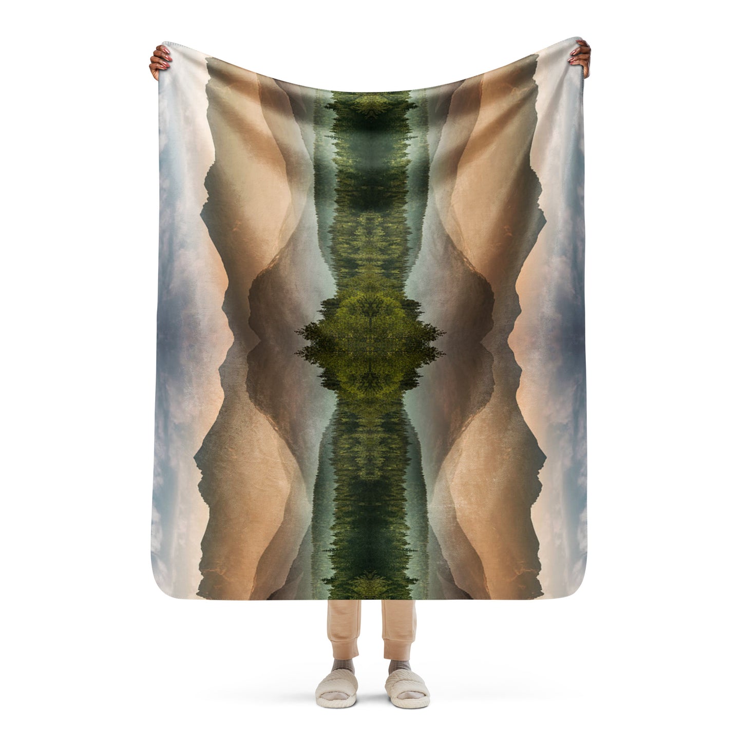 MIRRORED MOUNTAINS Sherpa blanket