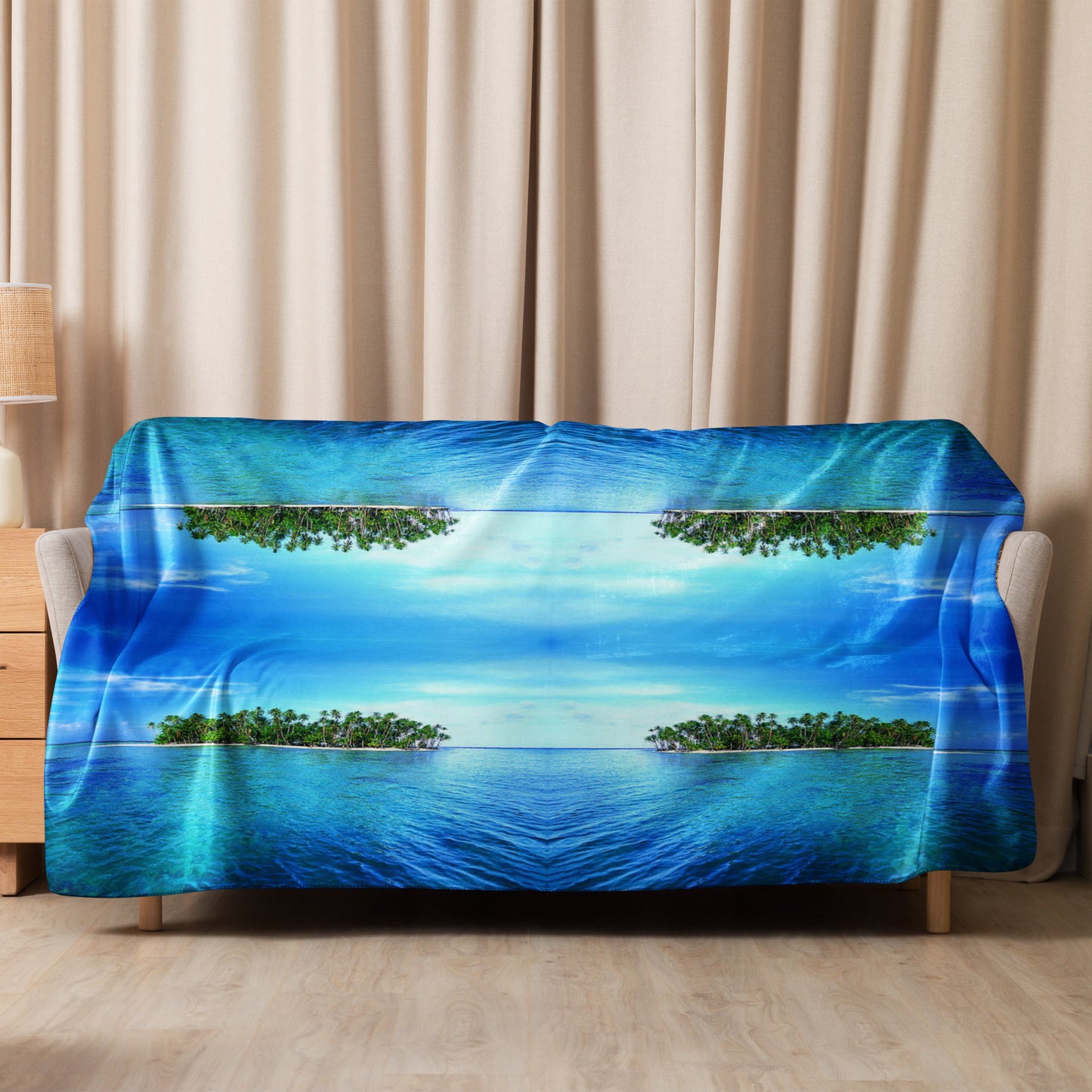 PRIVATE ISLAND Sherpa blanket