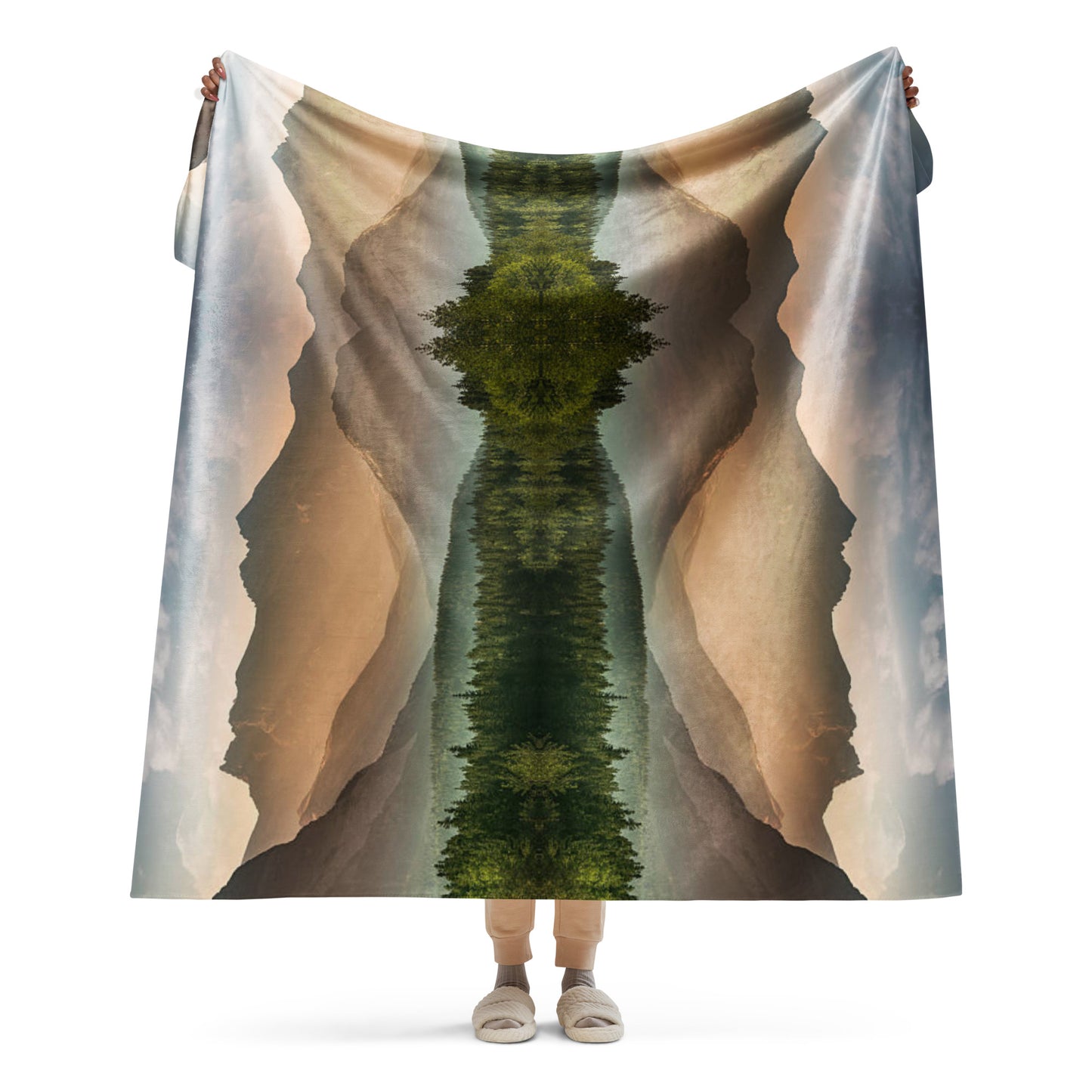 MIRRORED MOUNTAINS Sherpa blanket